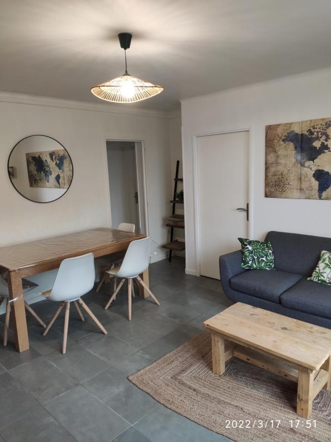Les Tamaris Apartment Arles Exterior photo